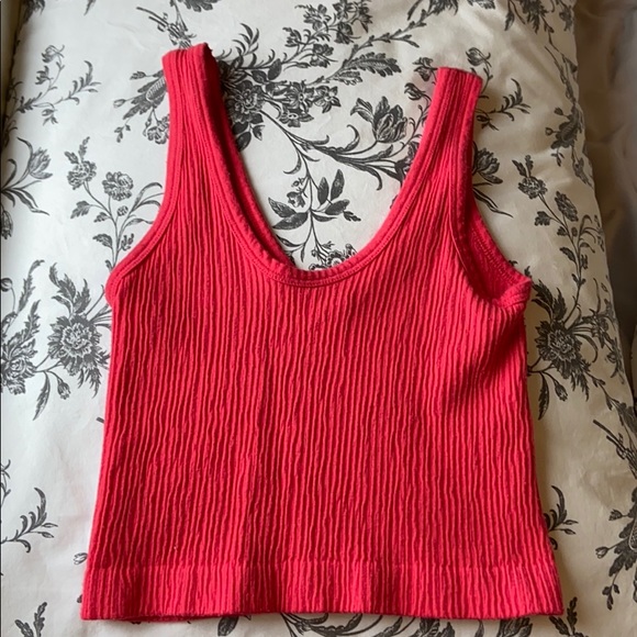 urban outfitters small pink tank - Picture 2 of 2